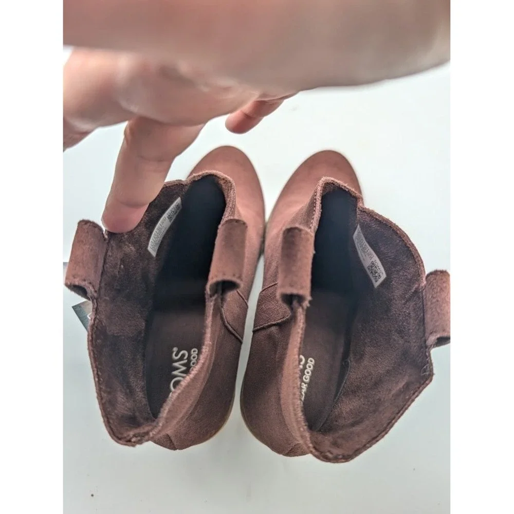 Toms constance ankle